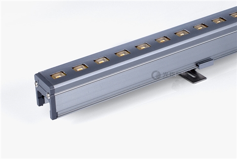 28*30铝面盖LED线条灯