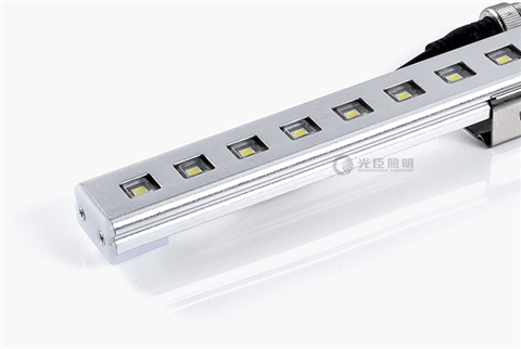 25*15闪亮银铝材LED线条灯