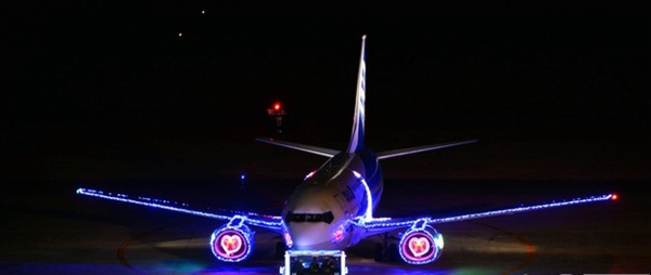 飞机LED亮化